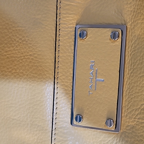 Tahari leather handbag - Picture 8 of 8
